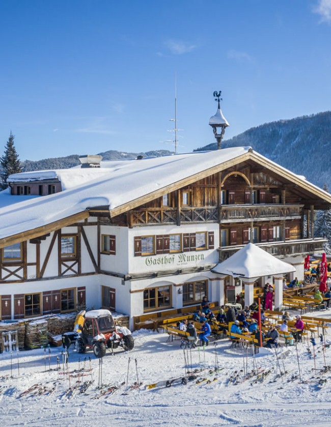 Skihütte und Restaurant Munzen am Berg in Flachau