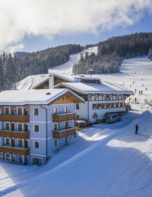 Urlaub auf der Skipiste in Ski amadé im Berggasthof Munzen