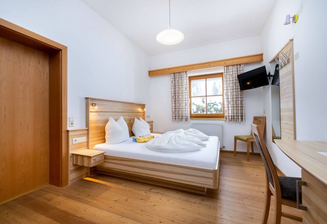 Doppelzimmer mit Flat-TV