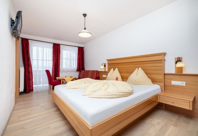 Doppelzimmer mit Flat-TV