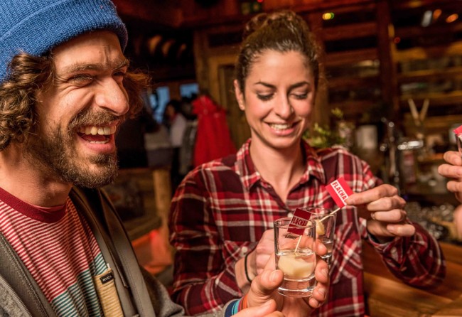 Schnaps trinken © Flachau Tourismus