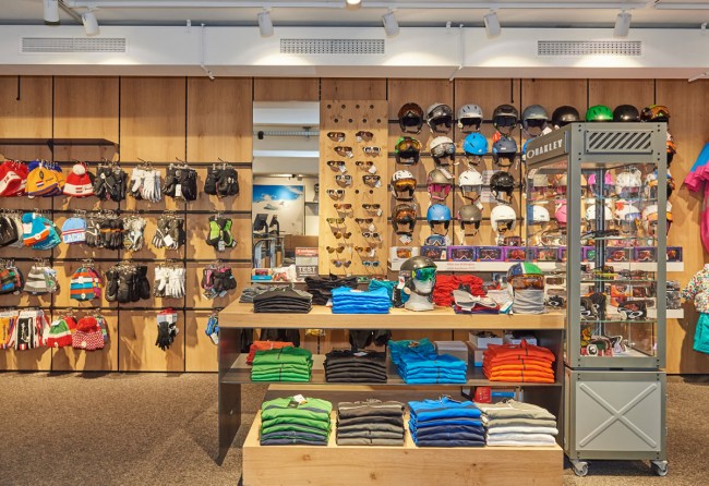 Wintersportbekleidung © Intersport Arena